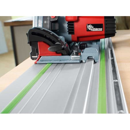 Scie plongeante GKT 55 GCE + rail 140 cm BOSCH 0615990M9D